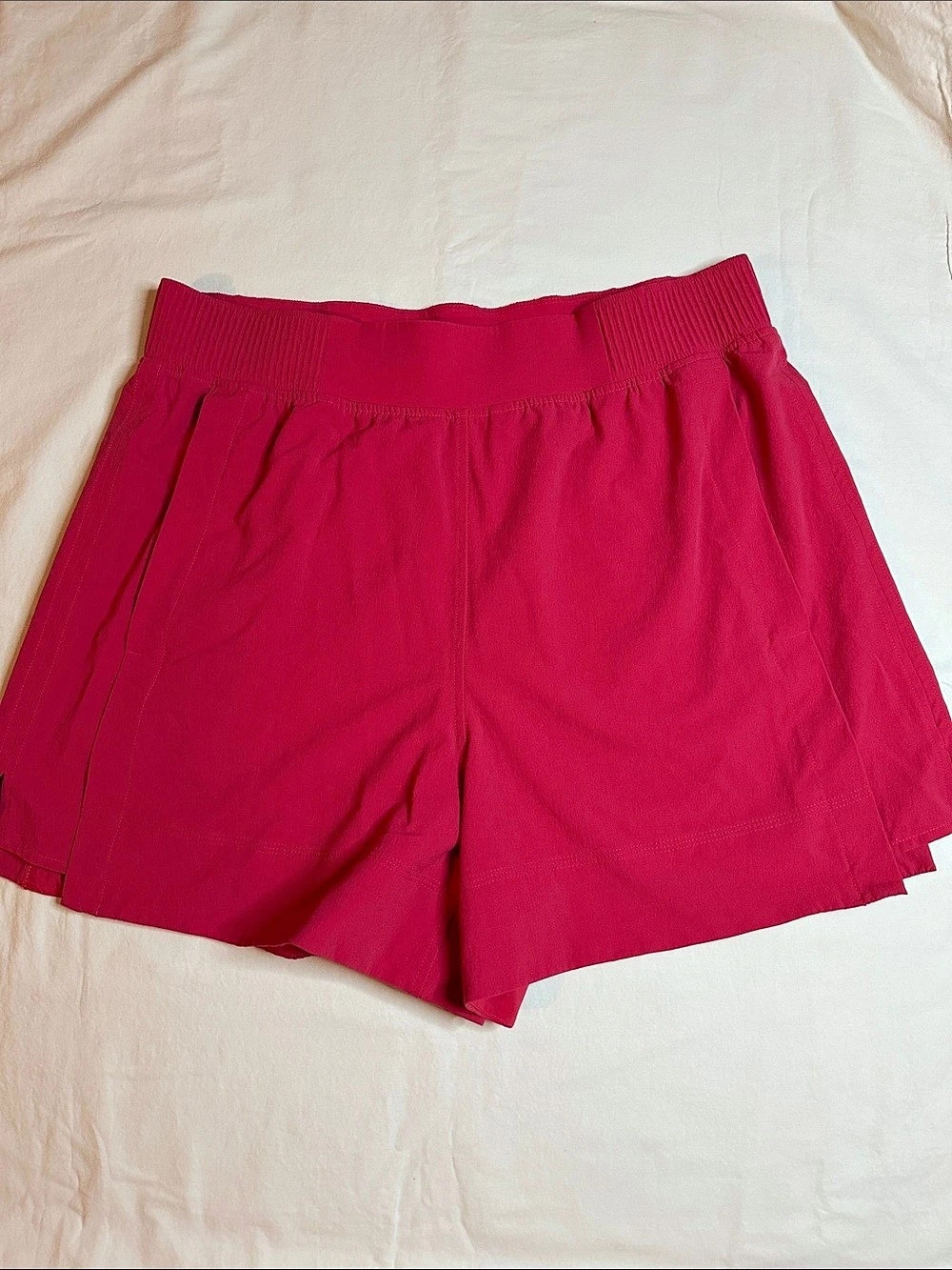 Lululemon Stretch Woven Relaxed-Fit High-Rise Short 4" Size L